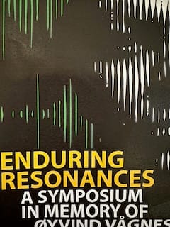 Programforside for Enduring Resonances: A Symposium in Memory of Øyvind Vågnes med et stripete utsnitt av et portrett av Øyvind.